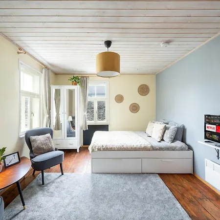 Apartamento Garden Next To Telliskivi & Old Town Tallin