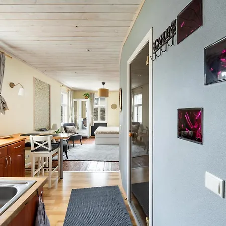 Apartamento Garden Next To Telliskivi & Old Town Tallin