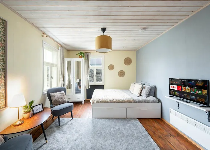 Апартаменты Garden Next To Telliskivi & Old Town Таллин