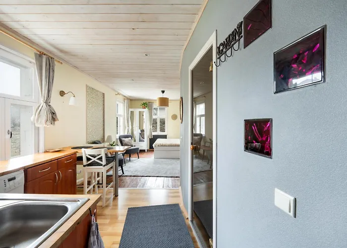 Апартаменты Garden Next To Telliskivi & Old Town Таллин