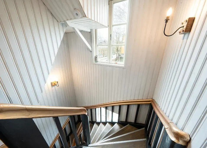 Garden Next To Telliskivi & Old Town تالين